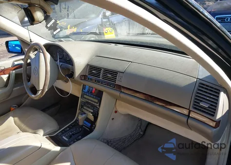 1999 Mercedes-Benz S 420 z USA, uszkodzony, nr VIN WDBGA43GXXA425949